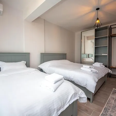 Hotel Aerial & 4*