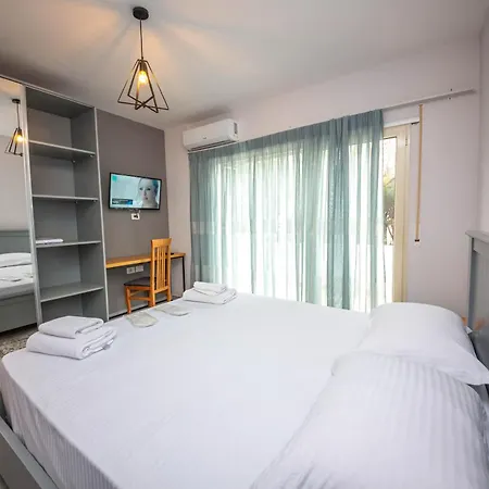 Hotel Aerial & Vlorë