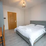 Aerial & Hotell Vlorë