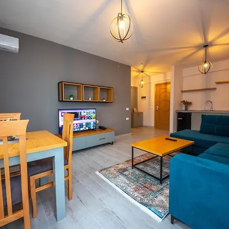 Aerial & Отель Влёра